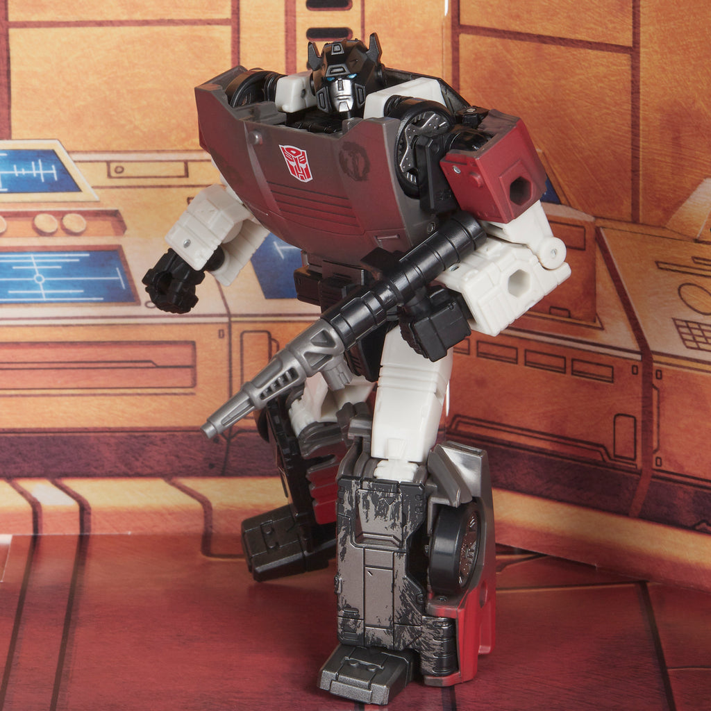 Transformers Generations War for Cybertron Series-Inspired Sideswipe